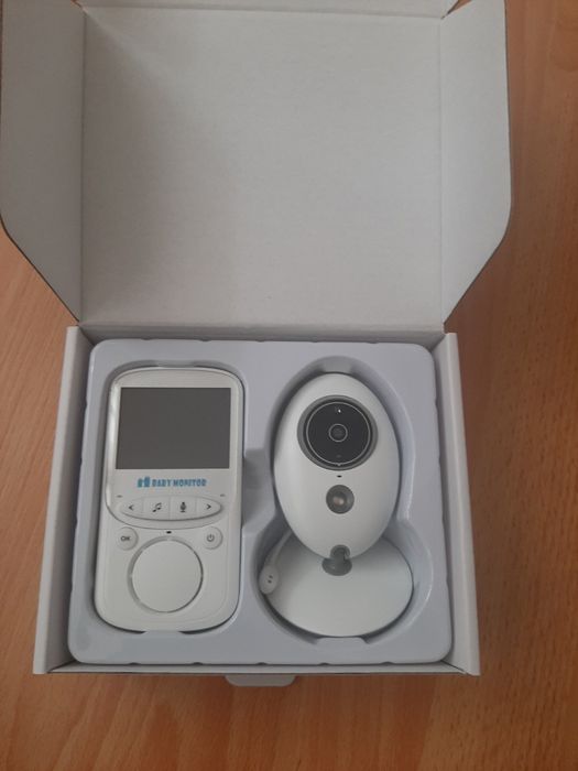 Бебефон с камера