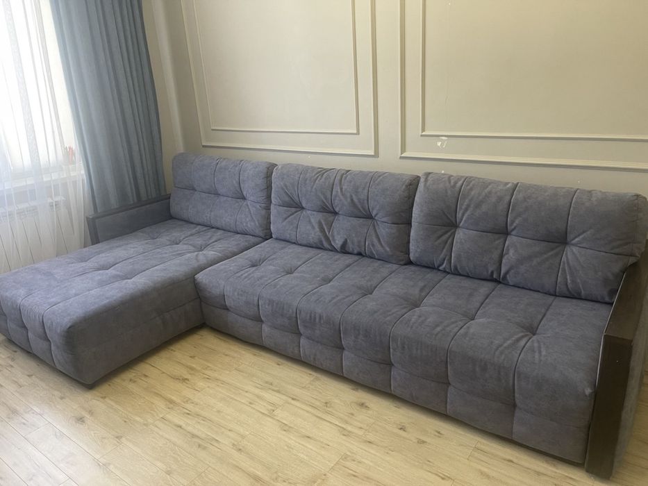Продам диван 3,2 метра