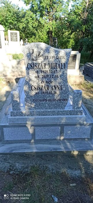Monumente funerare!