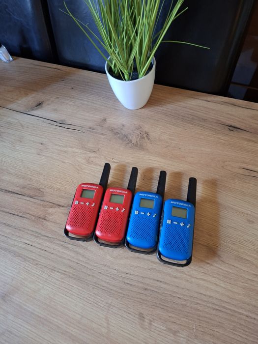 4 Stații portabile Motorola