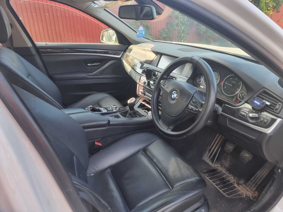 BMW F10 520 d 2011