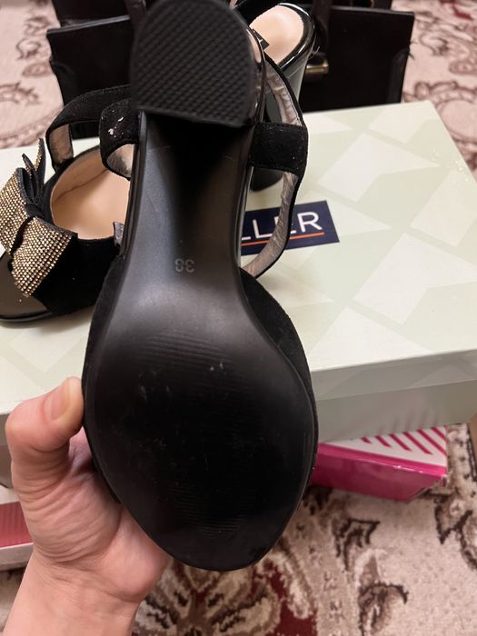 Обувь женская разная