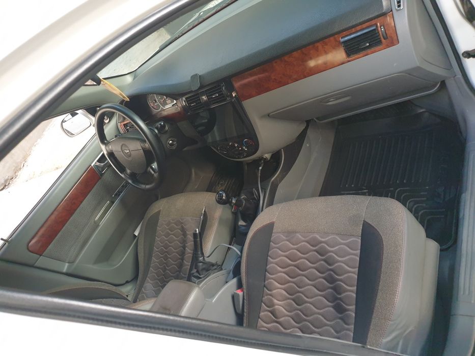 Lasetti sotiladi 2012 yil 145000 yurgan halol ozimmi moshinam