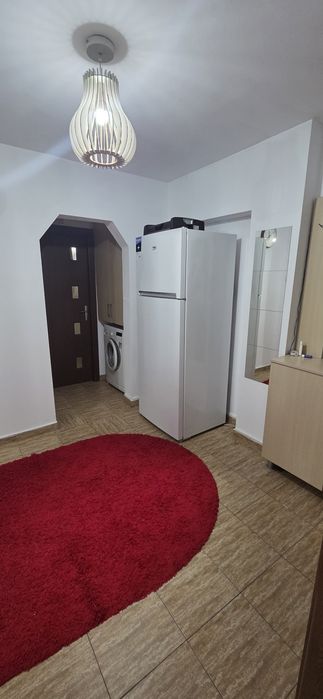 Închiriere apartament 2 camere decomandat zona 1 mai