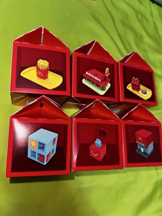 Set de jucarii McDonald's (6 jucarii)