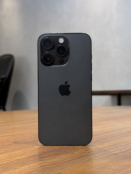 iPhone 14 Pro 256GB в отличном состоянИи