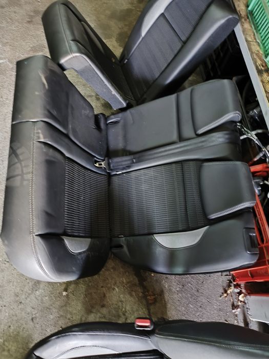 Салон за Пежо/Peugeot 2008