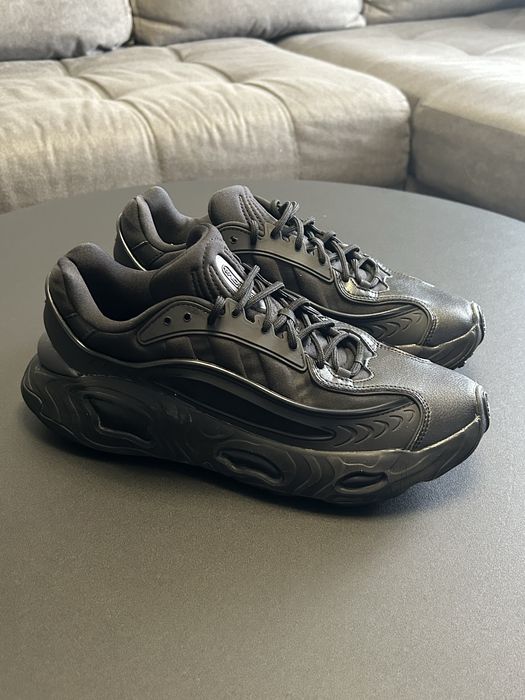 Adidas Oznova / Core black