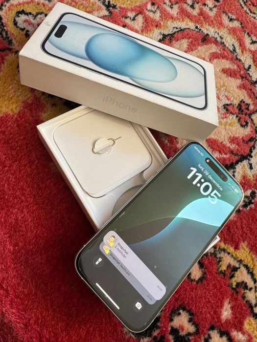 Iphone 15 blue impecabil cutie