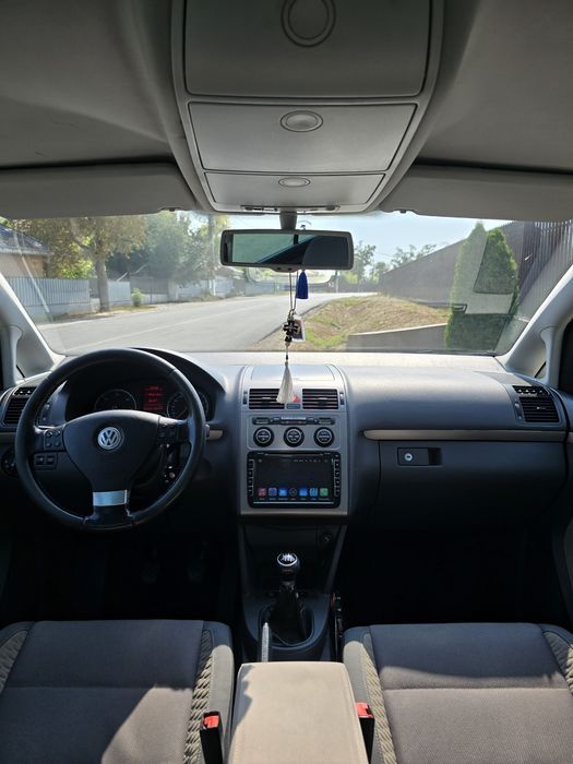 Volkswagen Touran Cross 2.0TDI 170cp