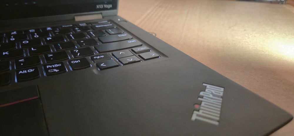 LENOVO YOGA X13 Gen3; Intel I7 12th gen/ 16GB/ 512SSD NVMe