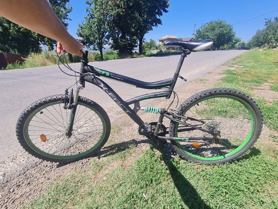 Vând bicicletă 26'