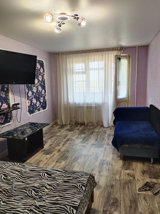 Понедельно 1 ком.