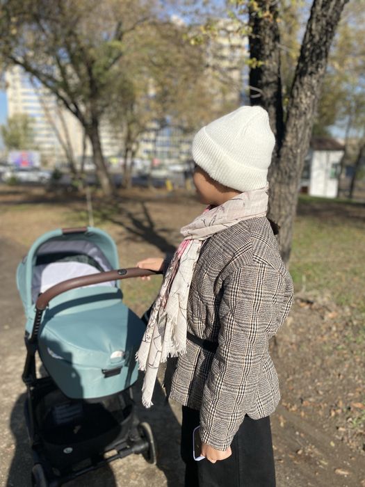 Продам Коляска универсальная 2 в 1 Easywalker Charley 2