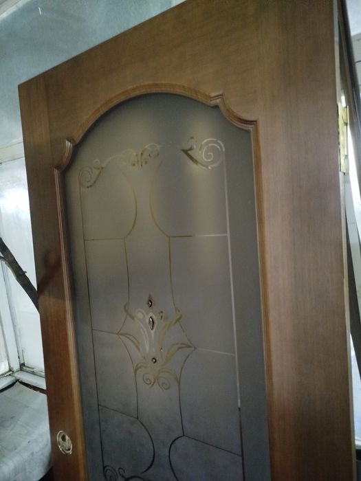 Отдам 3 двери межкомнатные 80*200