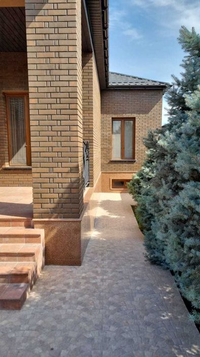 Облицовочный  керамический кирпич