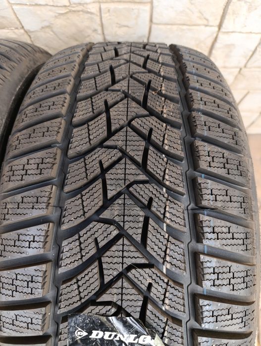 Зимни гуми Dunlop 245/45/17 Germany