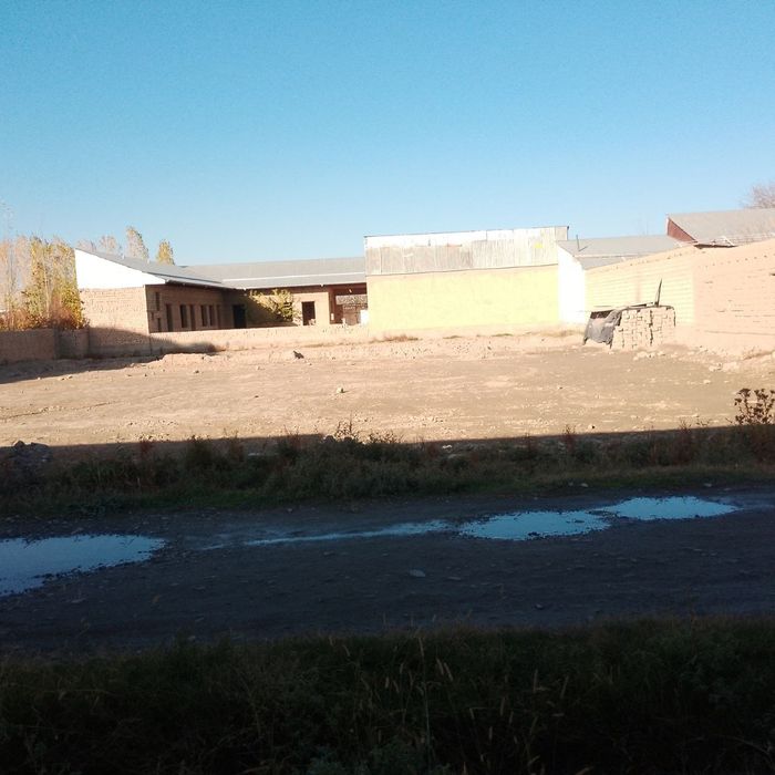 Yer sotiladi srochni