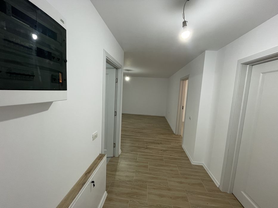 Apartamente cu două camere finalizate , grădină  proprie si parcare