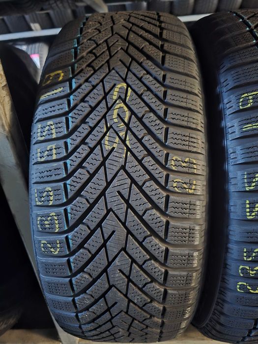 235 55 19 Pirelli Scorpion 2 Winter 255 50 19 set Iarna