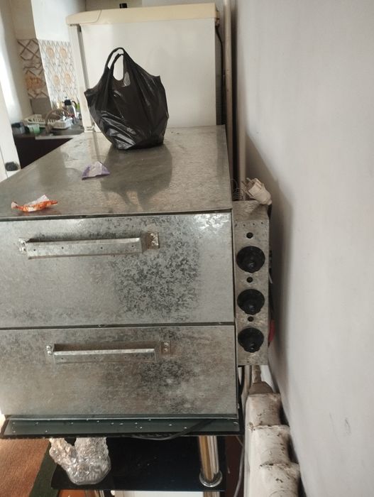 Духовка печь сотилади Кам ишлатилган