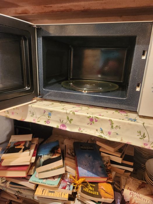 Cuptor cu microunde Samsung