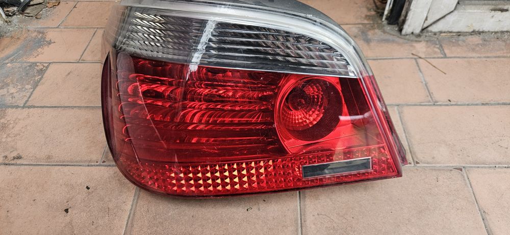 Ляв и Десен стоп за BMW/БМВ E60 HELLA