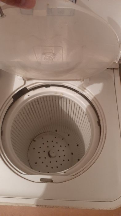 Стиральная машинка полу автомат