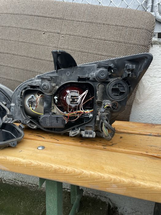 Оригинални фарове за форд фокус 2 оборудвани