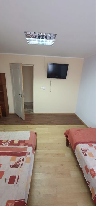 Închiriez casă pentru afacere