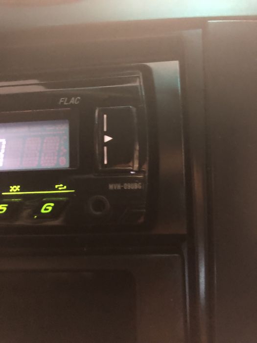 Pioneer mvh 09 UBG