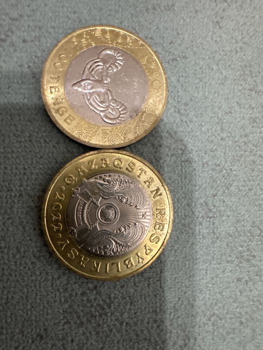 Продам монету номиналом 100тг