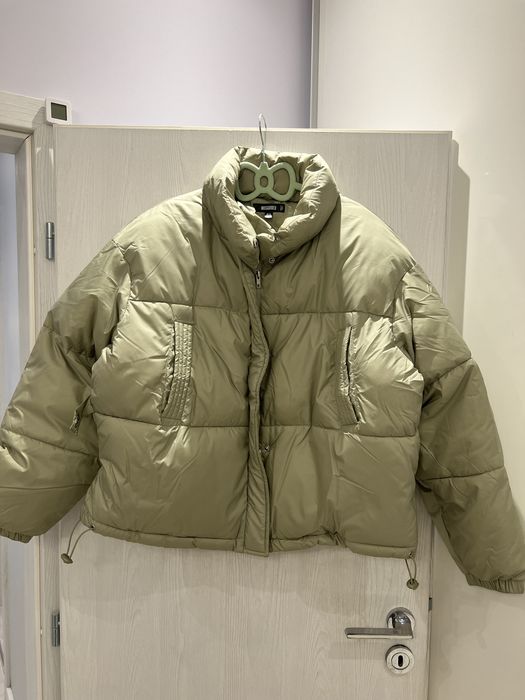 Зелено яке с чантичка