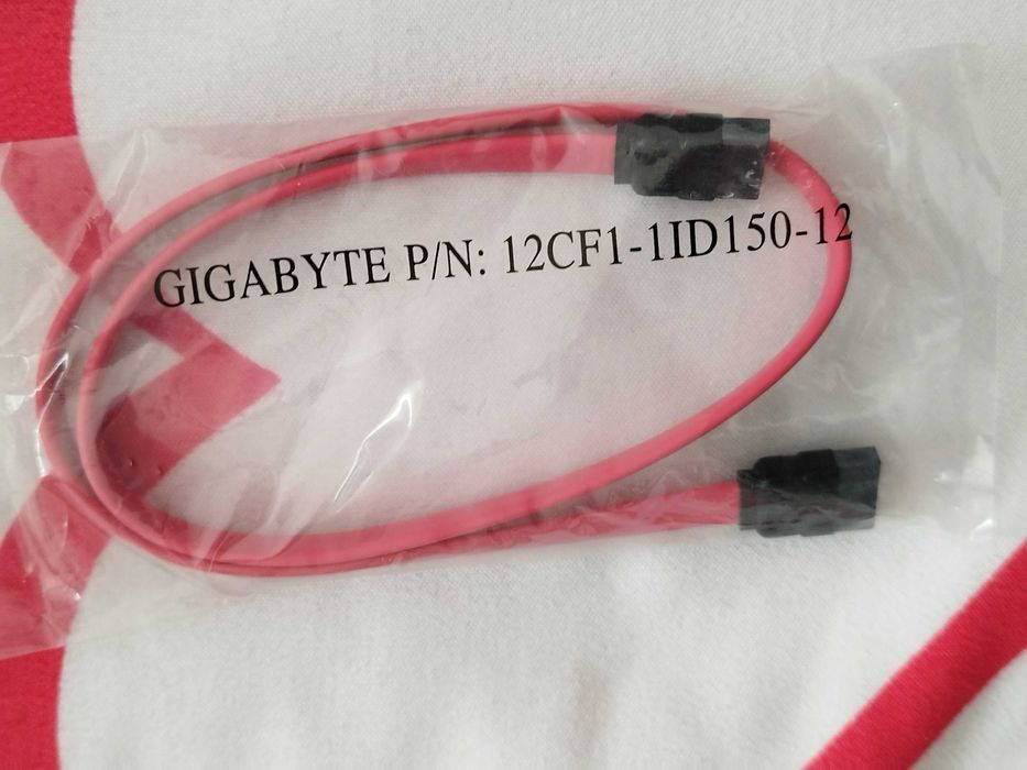 Cablu gigabyte P/N 12 CF1-1ID150