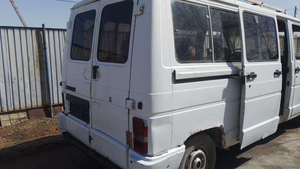 Рено трафик на ходу