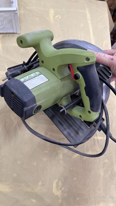 Торцовочная пила