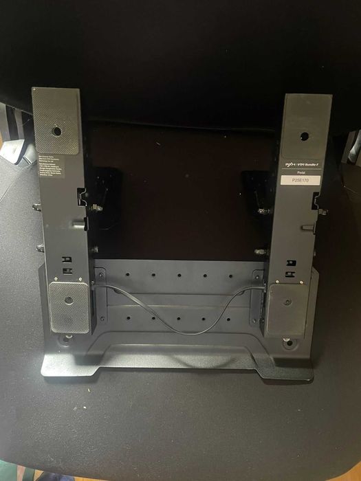 Volan gaming PXN VD4 cu quick release + PXN V9 desk clamp