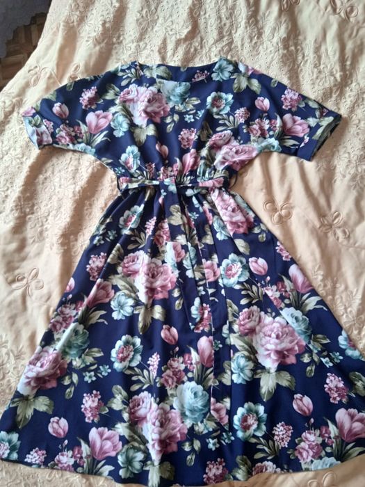 Продам женское платье