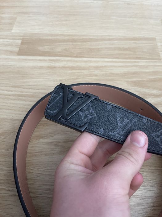 Vand curea neagra lv,mai mujte detali in pv