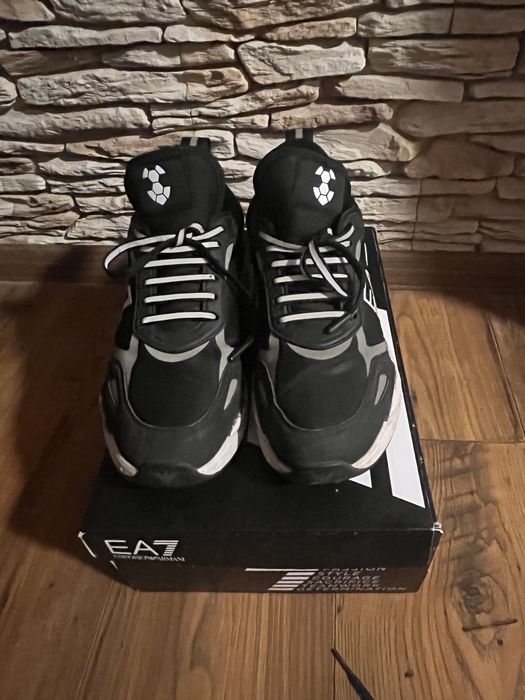 Emporio Armani обувки