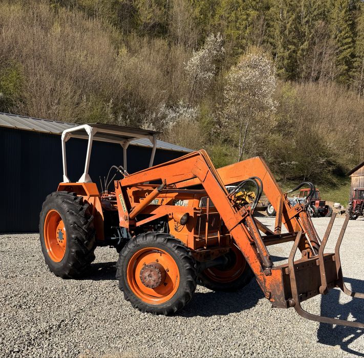 Tractor Fiat 640 in 4 pistone de 64 cp