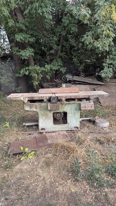 Деревообработающий станок