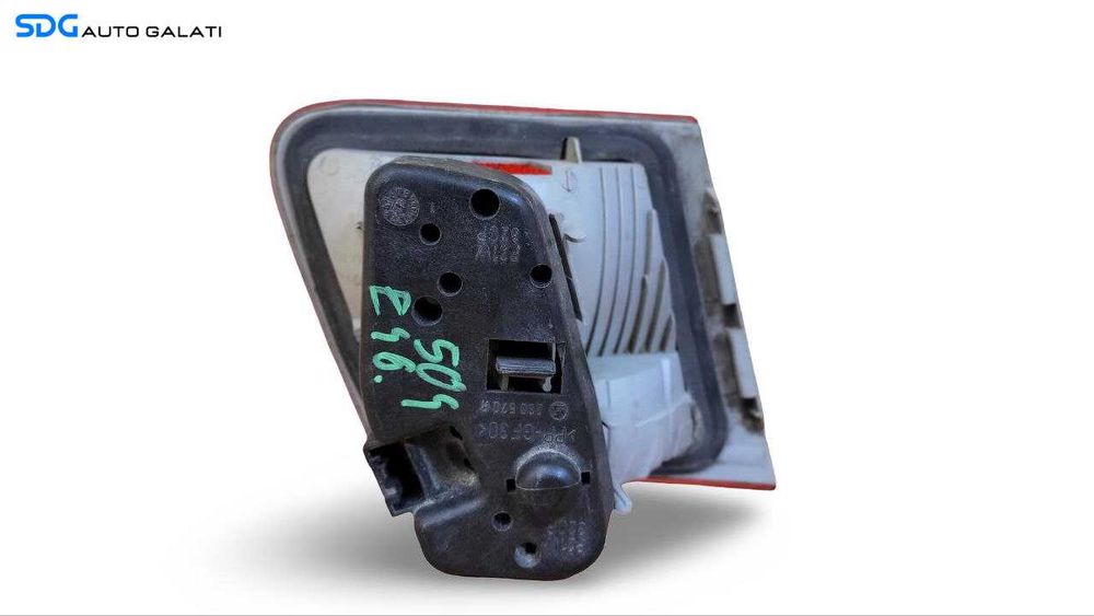 Stop Lampa Tripla Dreapta de pe Haion Portbagaj BMW Seria 3 E46 1998 - 2001 Cod 8368760 [A0060]