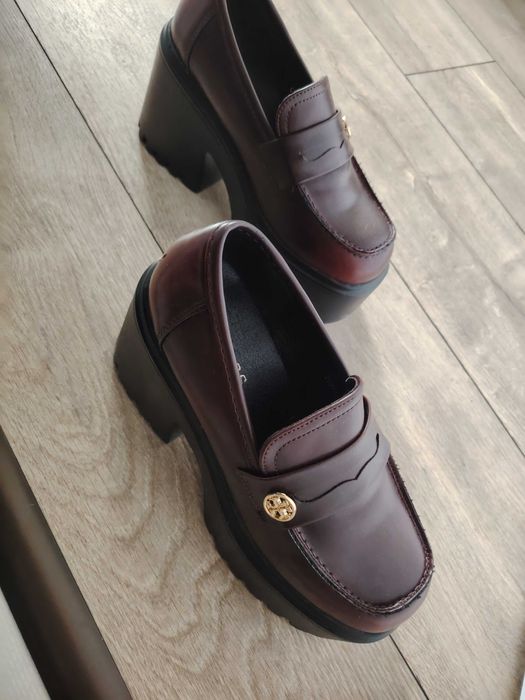 Дамски обувки в цвят бордо