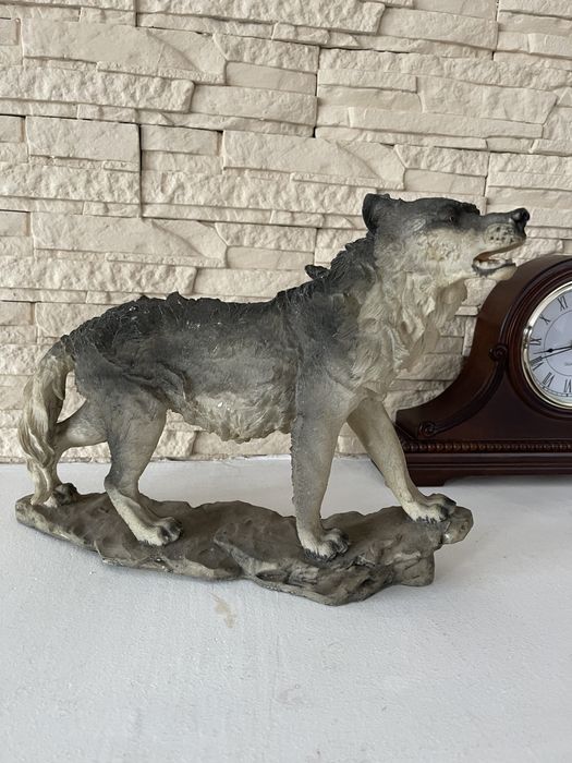 Продам сувенир «волк»