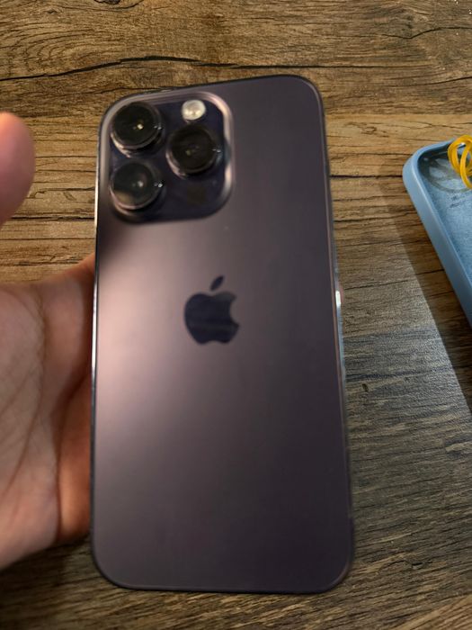 Продам Айфон 14 про, цена 280000 тг. договорная. память 256гб.