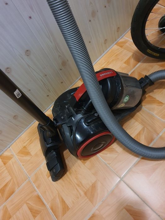 Продам пылесос в хорошем состоянии!