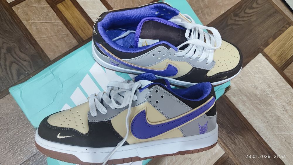 Продам кроссовки Nike новые  маломерят