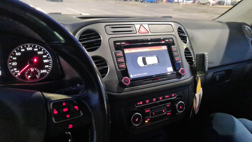 Vând VW TIGUAN 2011 2.0 TDI 140 cp - 6700 euro