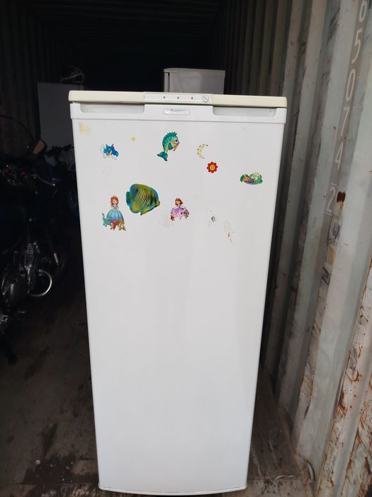 Продам морозильник